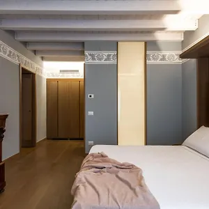 Palazzo De Gregorio Appartement